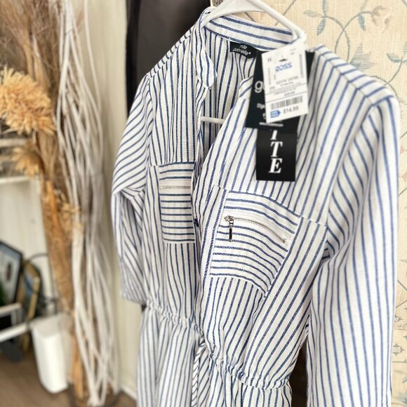 Beautiful, Vibrant, Spring OR Summer Girls Dress! CAN be worn as a Top) - Picture 1 of 7